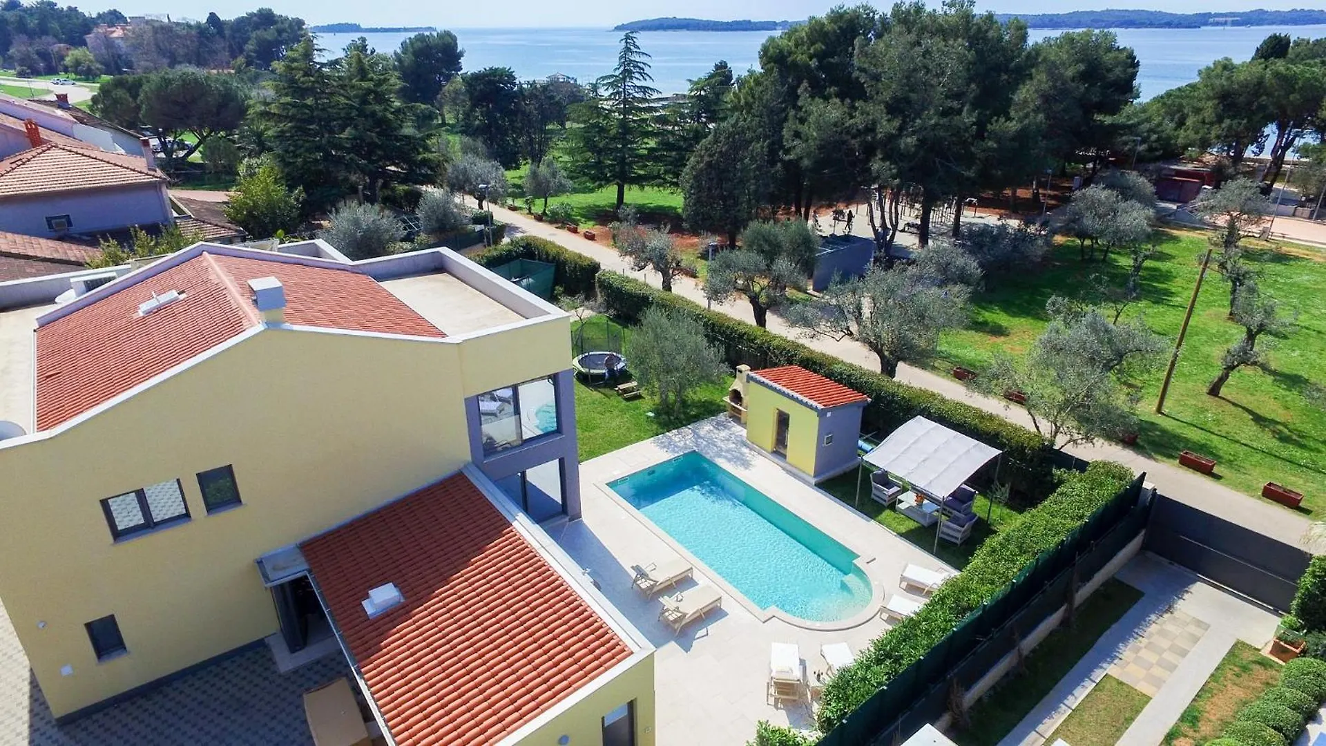 Villa Happy Fazana 0*,  Croatia